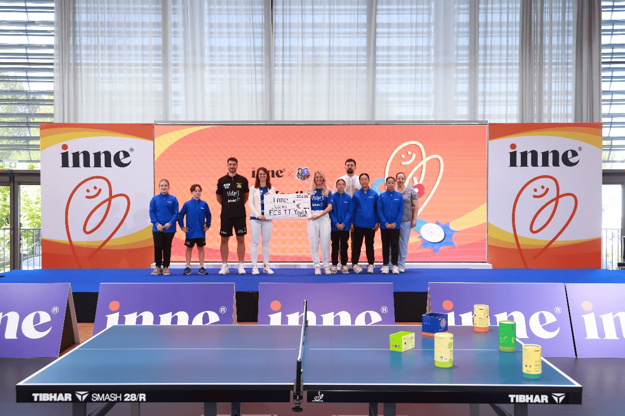 胜杜塞尔多夫合作伙伴inne因你参与主场互动AG真人直营萨尔布吕肯乒乓球俱乐部3∶2战(图4)